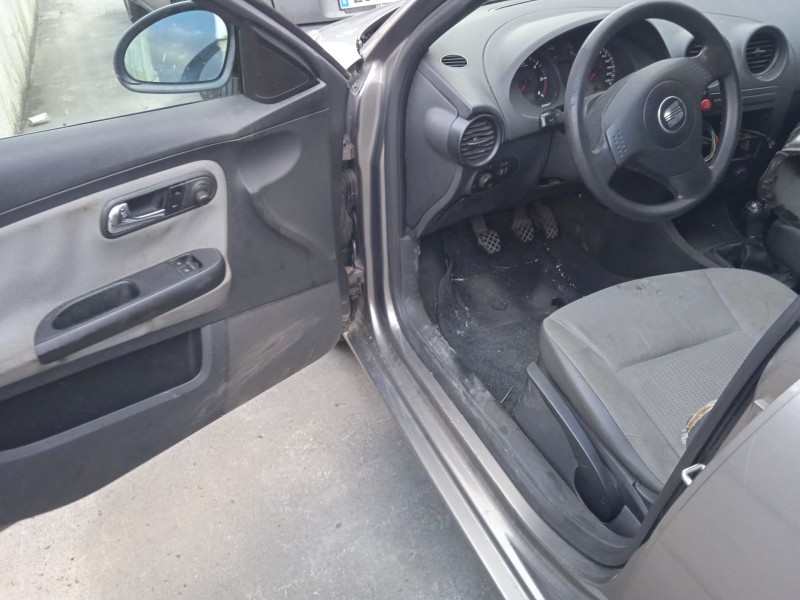 seat cordoba (6l2) del año 2002