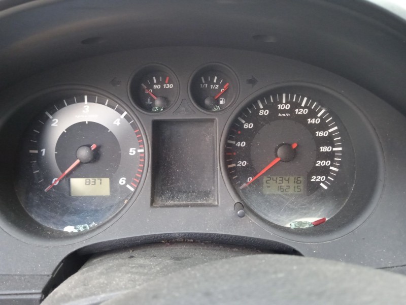 seat cordoba (6l2) del año 2002