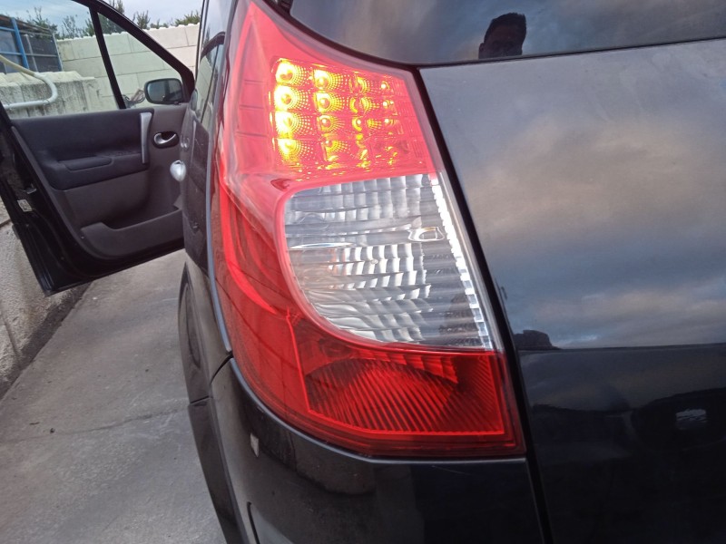 renault grand scénic ii (jm0/1_) del año 2009