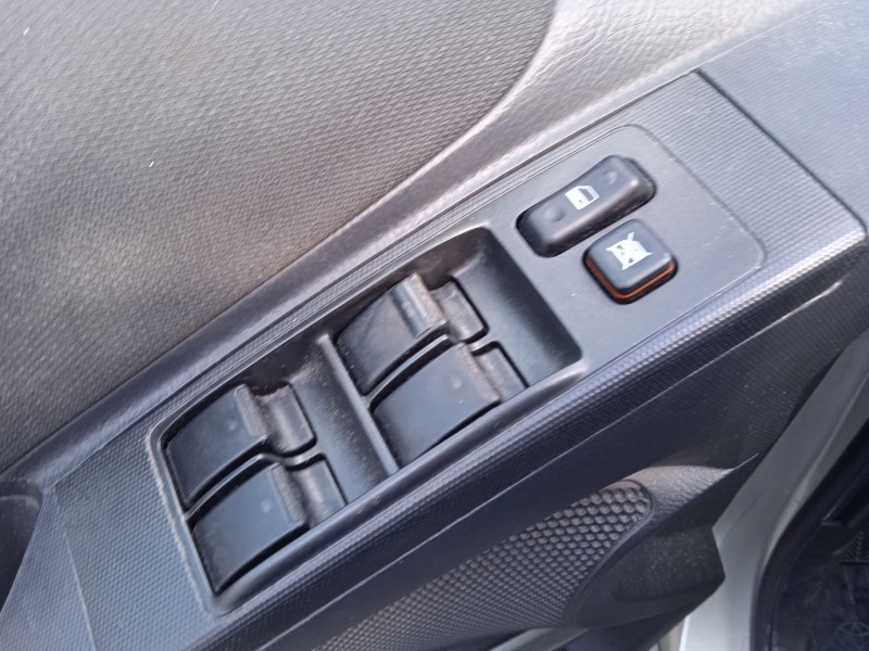 toyota corolla verso (zer_, zze12_, r1_) del año 2004