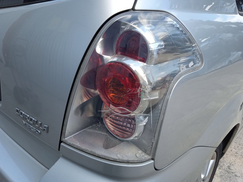 toyota corolla verso (zer_, zze12_, r1_) del año 2004