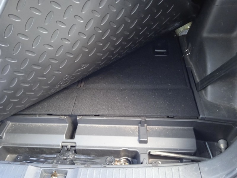 toyota corolla verso (zer_, zze12_, r1_) del año 2004