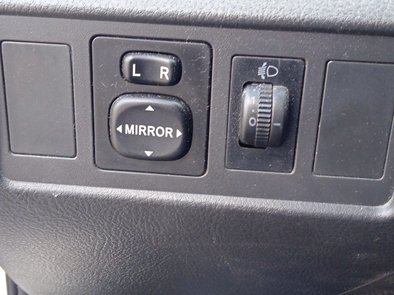 toyota corolla verso (zer_, zze12_, r1_) del año 2004