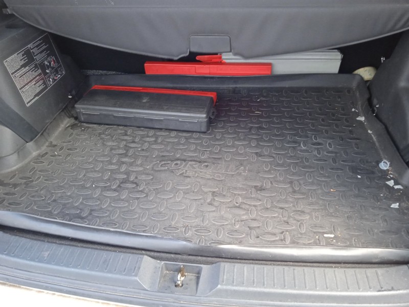 toyota corolla verso (zer_, zze12_, r1_) del año 2004