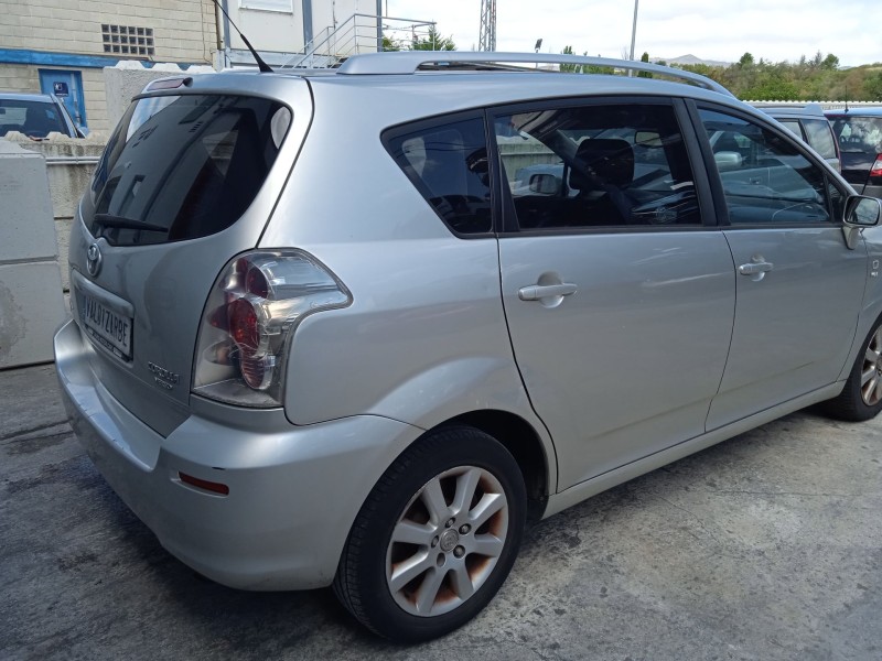 toyota corolla verso (zer_, zze12_, r1_) del año 2004