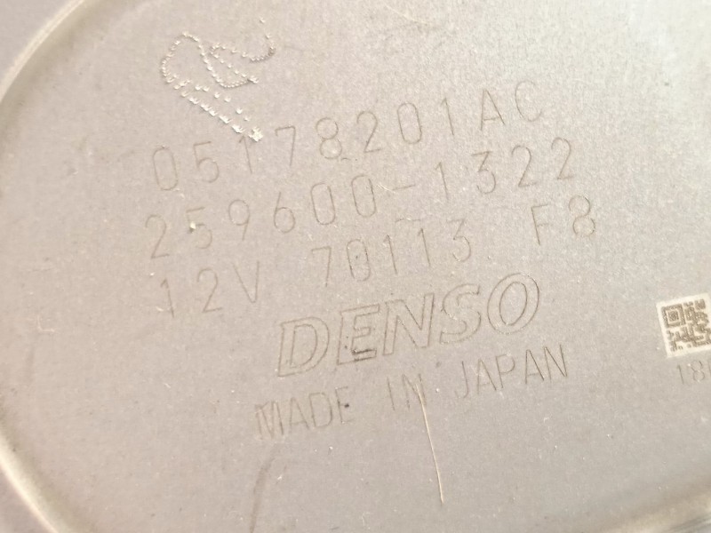 Recambio de motor limpia trasero para dodge journey 2.0 crd referencia OEM IAM 5178201AC  2596001322