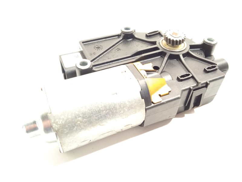 Recambio de motor techo electrico para dodge journey 2.0 crd referencia OEM IAM 0178101AC 1069896 17127620