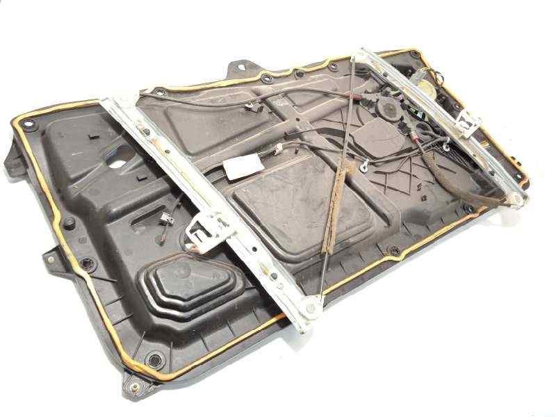 ELEVALUNAS DELANTERO DERECHO 1528041 2S5114553AA