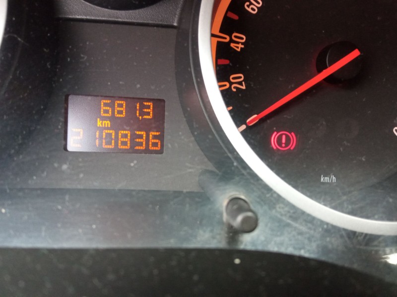 opel corsa d (s07) del año 2008