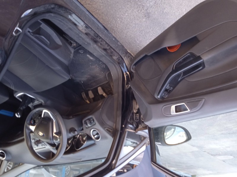 ford fiesta vi (cb1, ccn) del año 2015