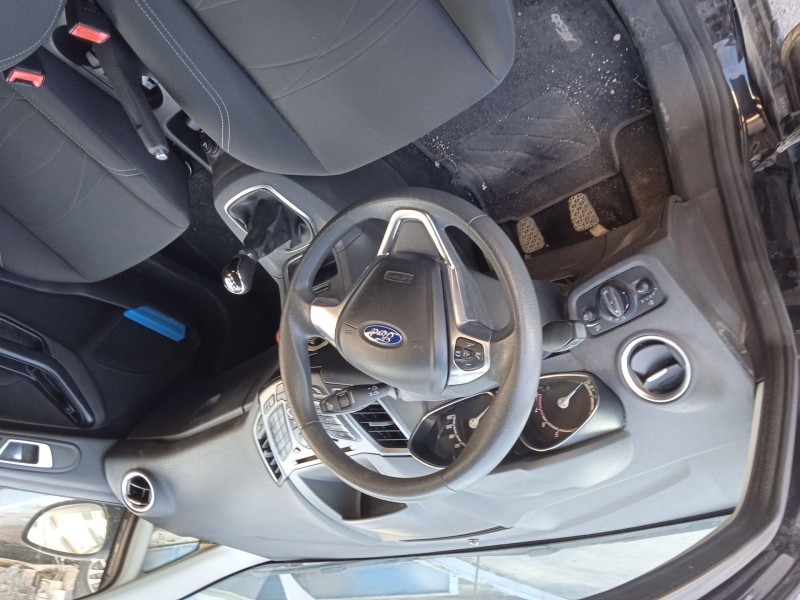 ford fiesta vi (cb1, ccn) del año 2015