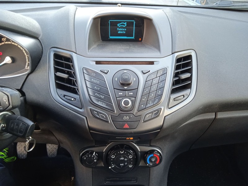 ford fiesta vi (cb1, ccn) del año 2015
