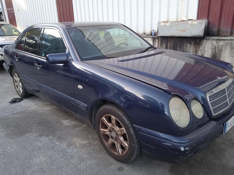 mercedes-benz clase e (w210) del año 1999