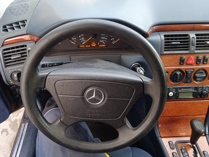 mercedes-benz clase e (w210) del año 1999