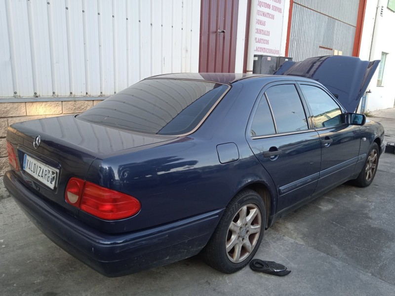 mercedes-benz clase e (w210) del año 1999