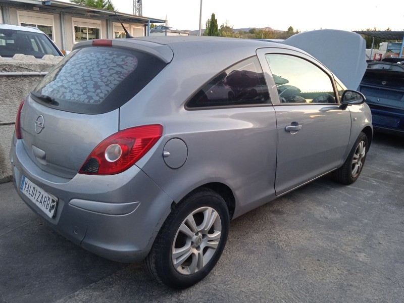 opel corsa d (s07) del año 2009