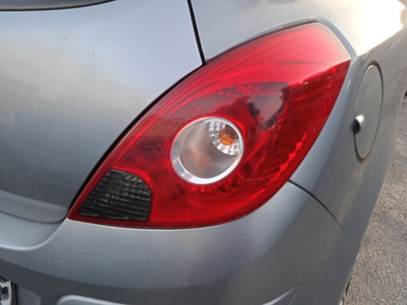 opel corsa d (s07) del año 2009