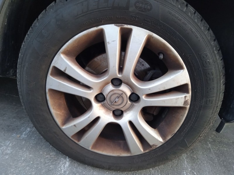 opel corsa d (s07) del año 2009