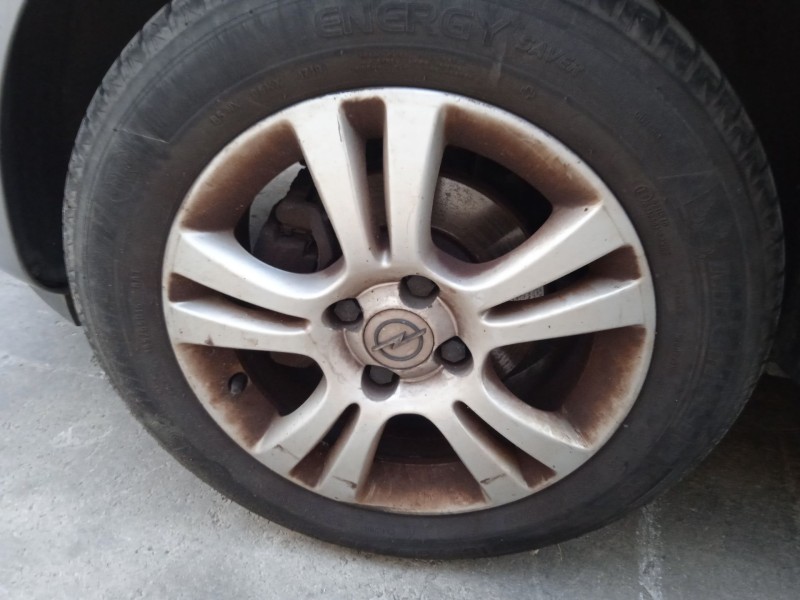 opel corsa d (s07) del año 2009