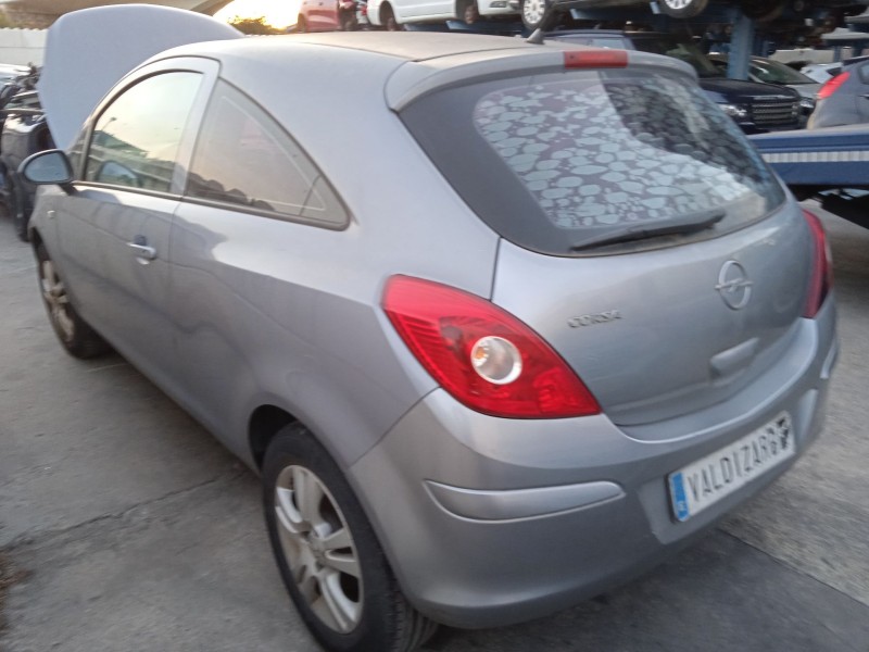 opel corsa d (s07) del año 2009
