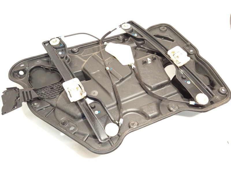 Recambio de elevalunas delantero derecho para dodge journey 2.0 crd referencia OEM IAM 68043728AA 68043734AA 