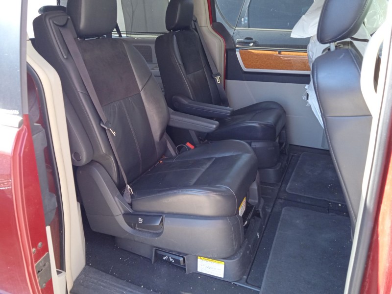 chrysler grand voyager v (rt) del año 2009