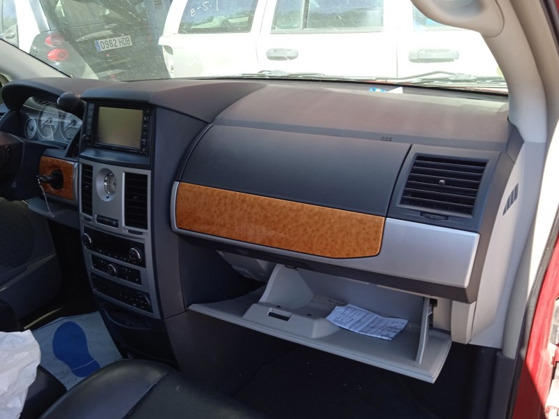 chrysler grand voyager v (rt) del año 2009