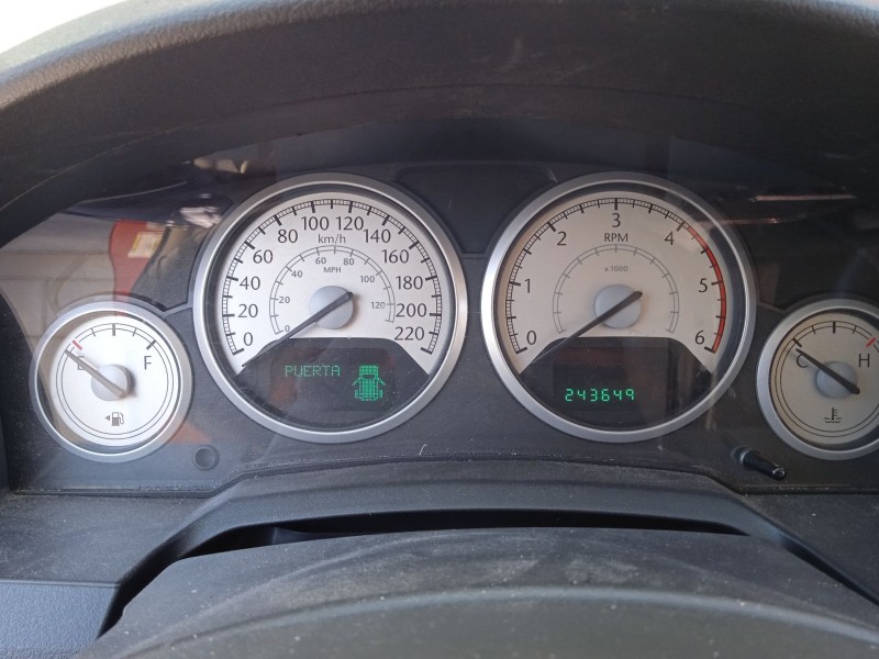 chrysler grand voyager v (rt) del año 2009