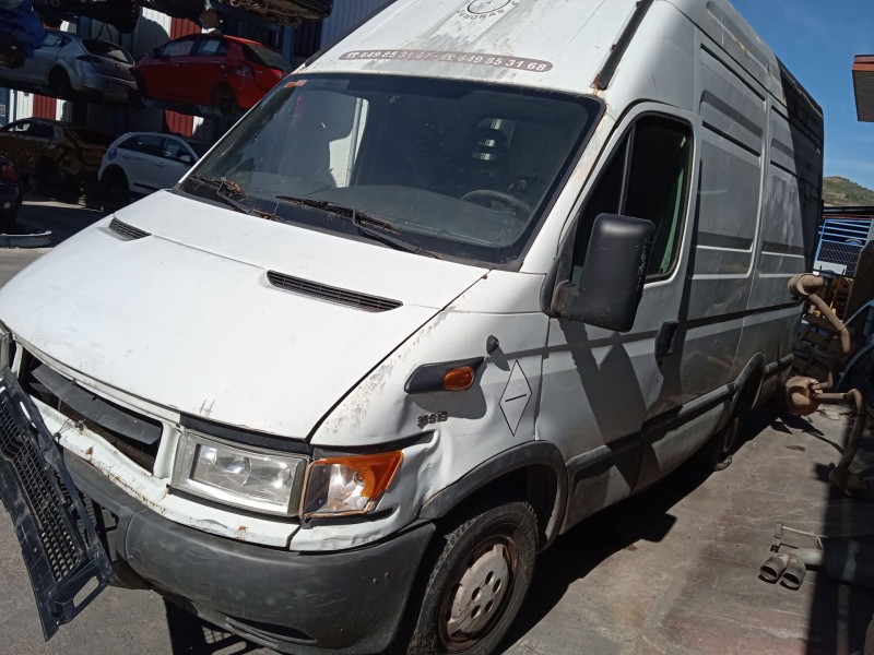 iveco daily vi caja/chasis del año 2001