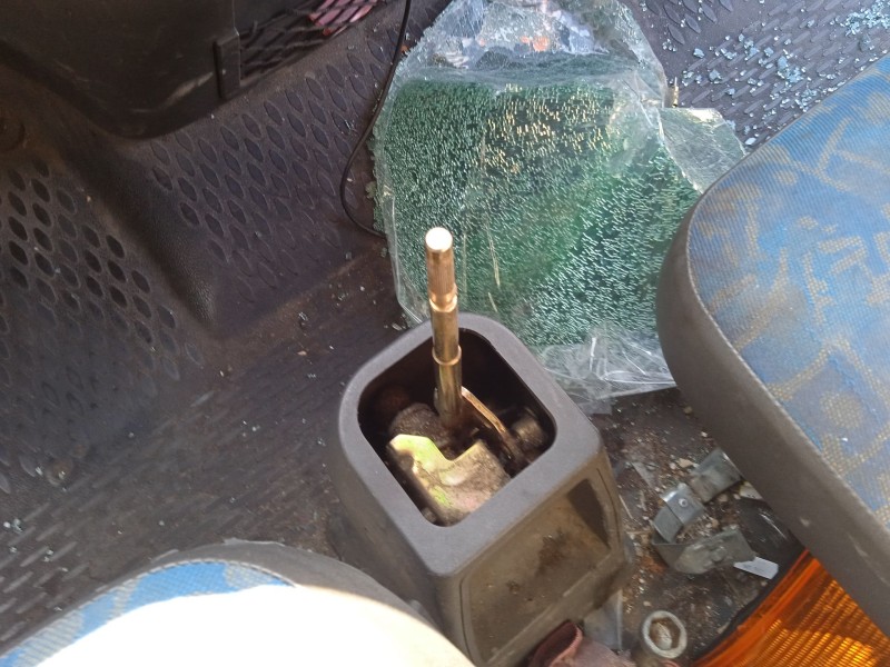 iveco daily vi caja/chasis del año 2001