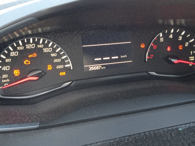 peugeot 2008 ii (ud_, us_, uy_, uj_, ur_, uc_) del año 2022