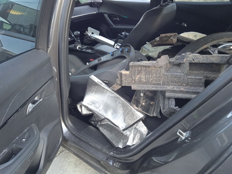 peugeot 2008 ii (ud_, us_, uy_, uj_, ur_, uc_) del año 2022