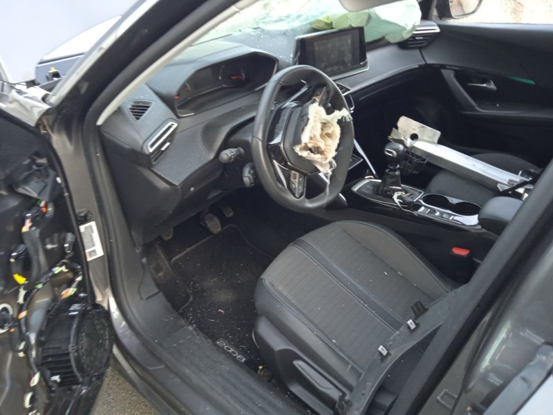 peugeot 2008 ii (ud_, us_, uy_, uj_, ur_, uc_) del año 2022