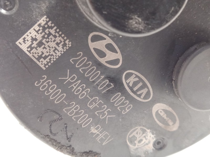 Recambio de bomba agua para kia niro referencia OEM IAM 369002B200 369102B100 