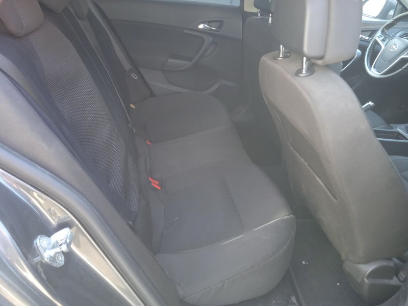 opel insignia a (g09) del año 2011