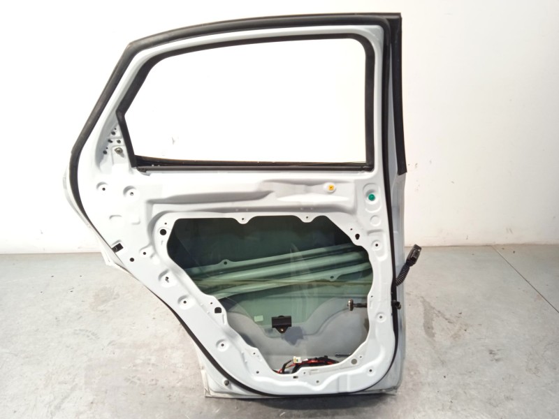 Recambio de puerta trasera izquierda para kia xceed (cd) 1.5 t-gdi referencia OEM IAM 77003J7800  