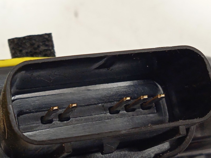 Recambio de cerradura puerta delantera derecha para kia niro referencia OEM IAM 81320G5040  