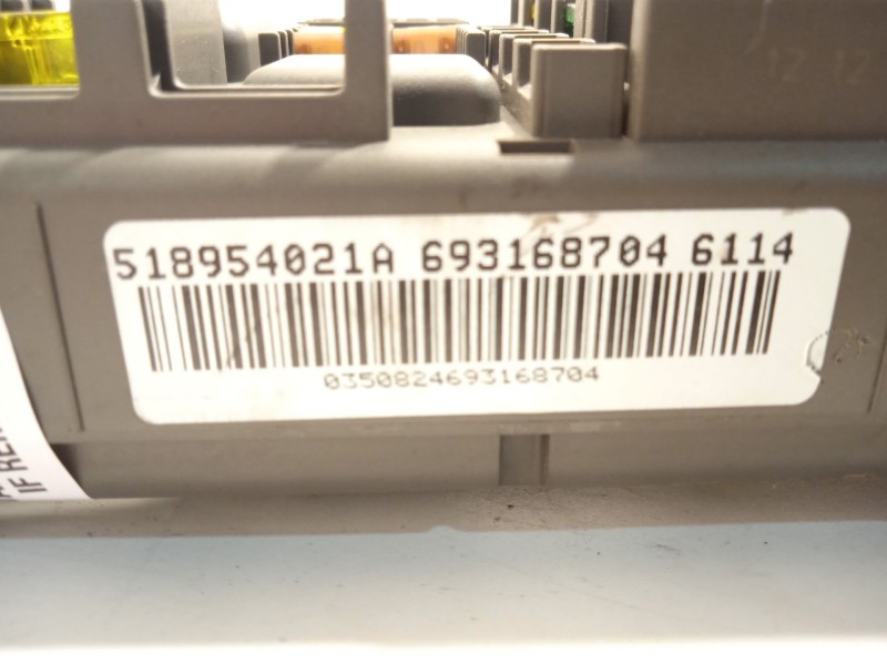 Recambio de caja reles / fusibles para bmw x6 (e71, e72) xdrive 35 d referencia OEM IAM 6931687 61146931687 