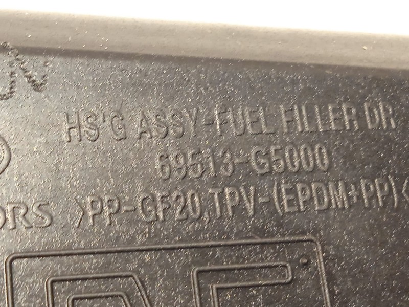 Recambio de tapa exterior combustible para kia niro referencia OEM IAM 69513G5000  