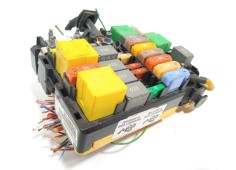 Recambio de caja reles / fusibles para citroën c4 grand picasso live referencia OEM IAM 9804848580  