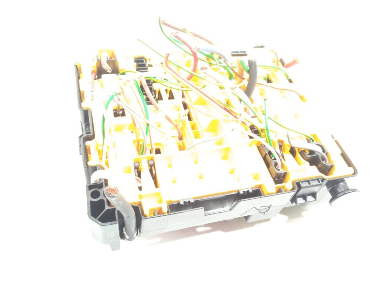 Recambio de caja reles / fusibles para peugeot 308 active referencia OEM IAM 9804848580  