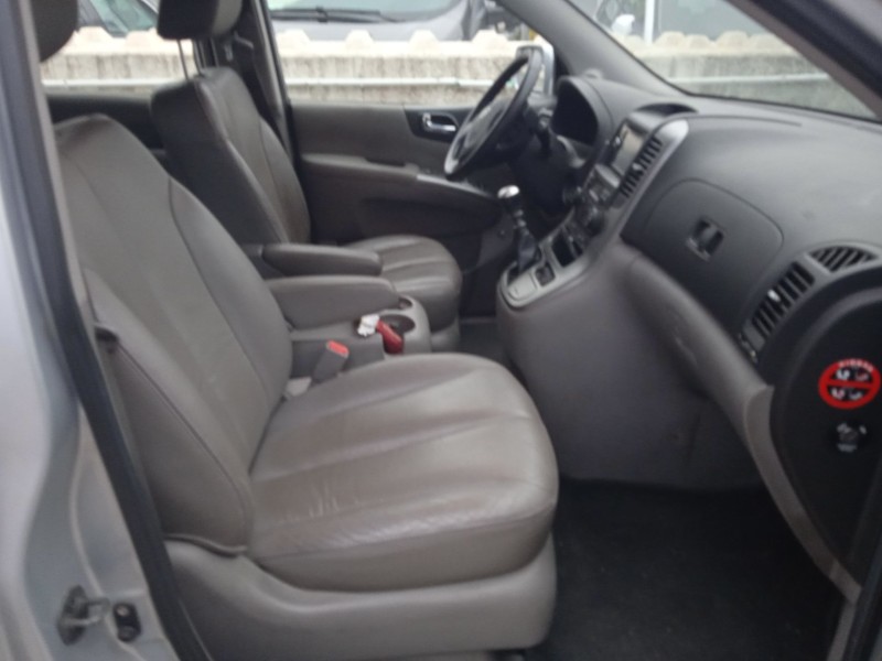 kia carnival / grand carnival iii (vq) del año 2009