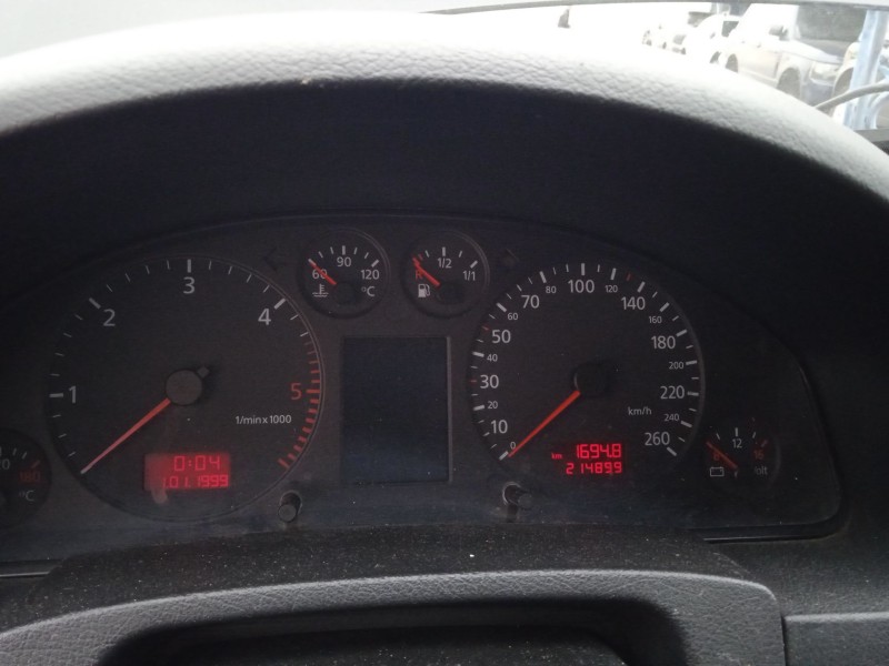 audi a6 c5 avant (4b5) del año 2000