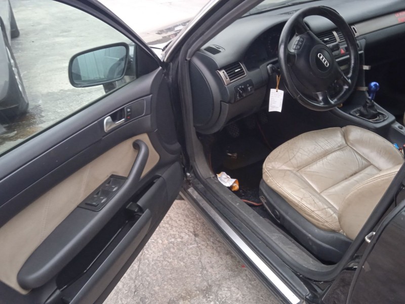audi a6 c5 avant (4b5) del año 2000