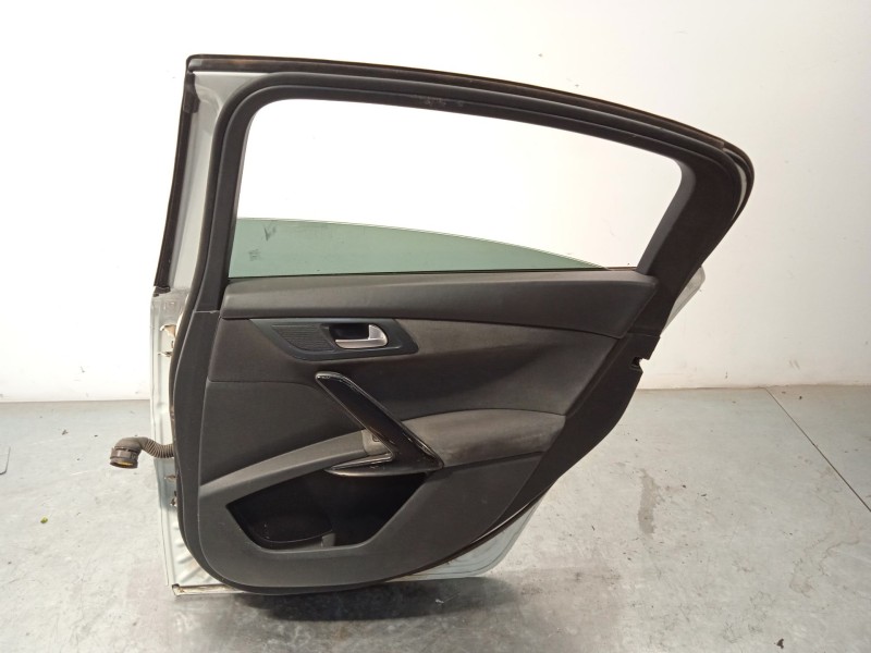 Recambio de puerta trasera derecha para peugeot 508 i (8d_) 2.0 hdi referencia OEM IAM 9008X3  