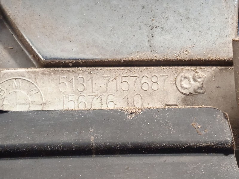 Recambio de rejilla delantera para bmw x6 (e71, e72) xdrive 35 d referencia OEM IAM 51317157687 51137171395 51137185223