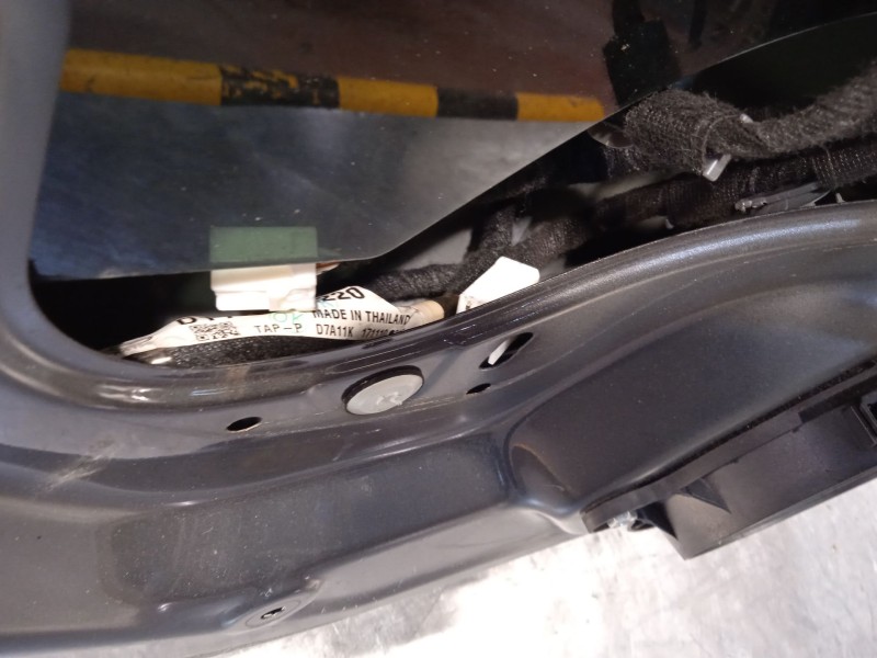 Recambio de puerta trasera izquierda para mazda cx-3 2.0 cat referencia OEM IAM DKY07302XC DKY07302XB 