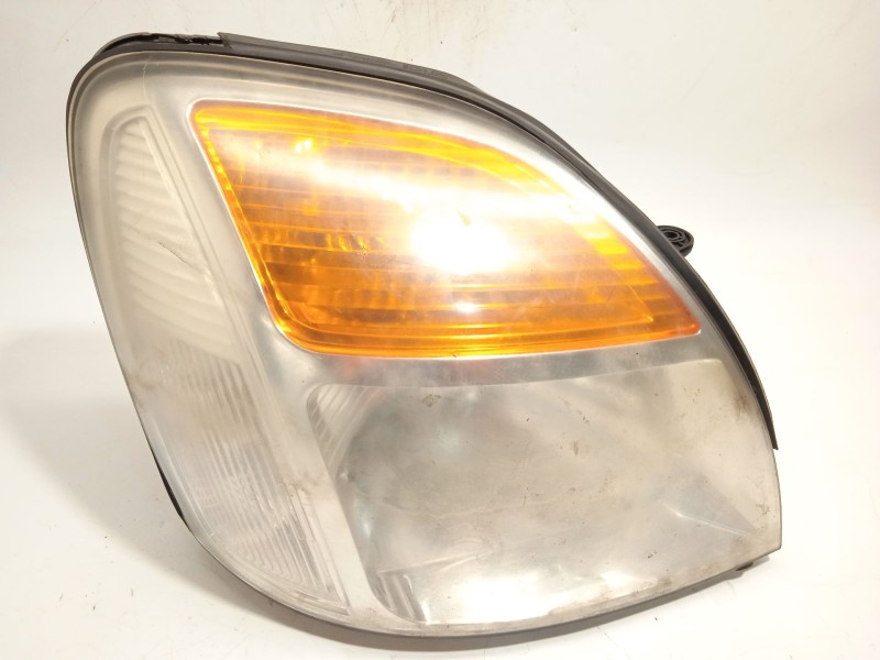 Recambio de faro derecho para hyundai h-1 / starex autobús (a1) 2.5 crdi referencia OEM IAM 921024A610  