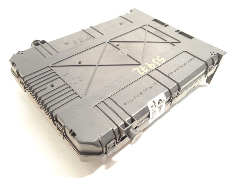 Recambio de caja reles / fusibles para citroën c4 cactus 1.2 thp 110 referencia OEM IAM 9807531680 1612139080 