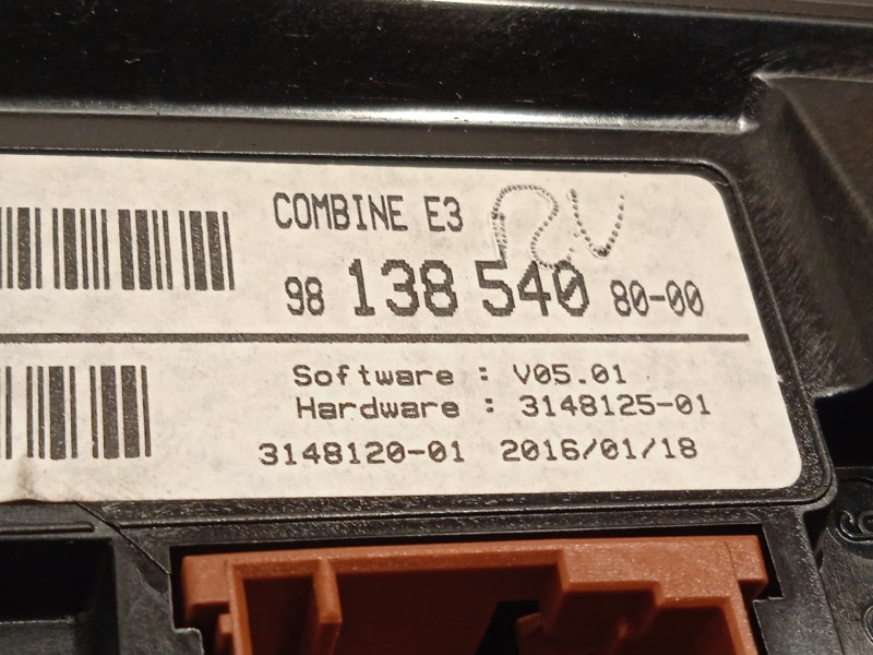 Recambio de cuadro instrumentos para citroën c4 cactus 1.2 thp 110 referencia OEM IAM 9813854080  
